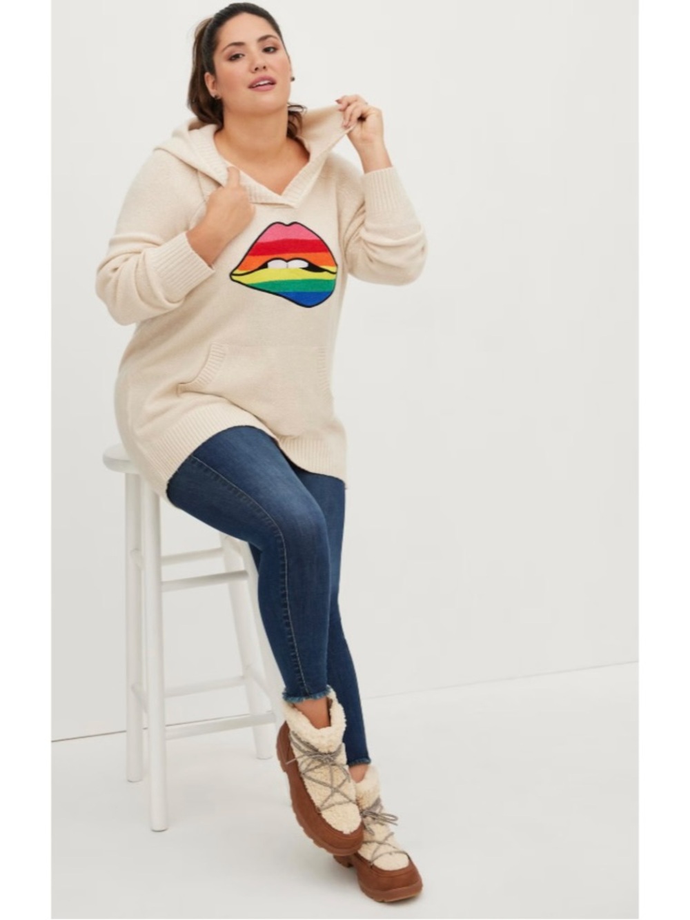 Torrid Raglan Hoodie Sweater - Rainbow Lips in Oatmeal Heather Size 1/US 1X